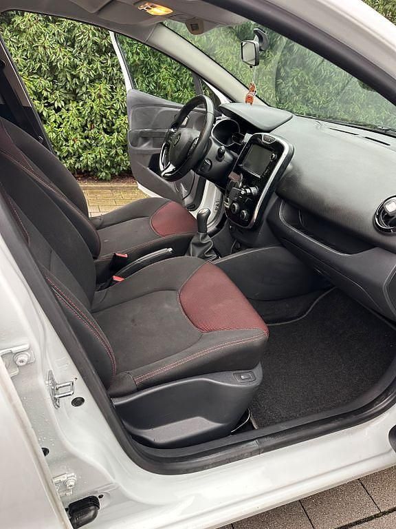 Gebraucht Renault Clio IV Expression 73 PS (53 kW) 2015 Weiß Limousine