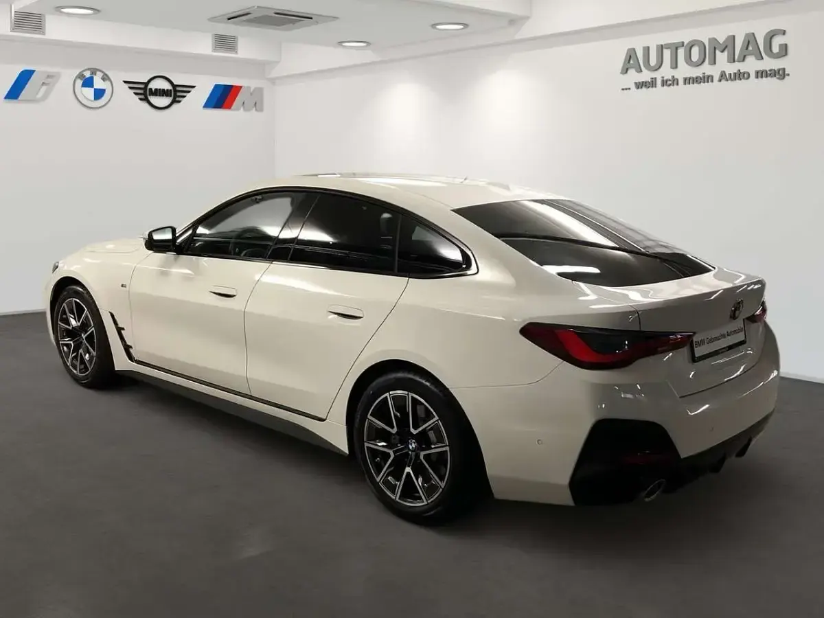 Gebraucht BMW 430 M Sport 245 PS (180 kW) 2024 Weiß Coupé