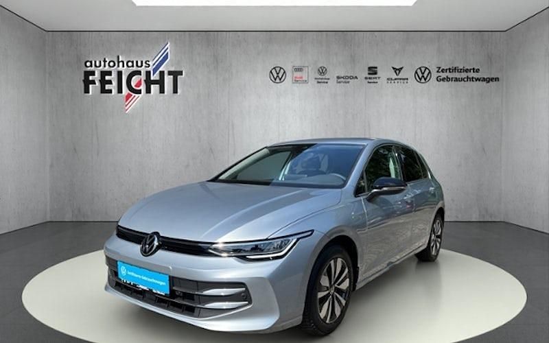 Silbern Gebraucht 2024 VW Golf VIII Goal Limousine | 27.476 € (Superpreis) - Bild 1/4
