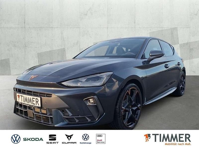 Magnetic grau metallic Gebraucht 2025 Cupra Leon Limousine | 38.850 € (Teuer) - Bild 1/4