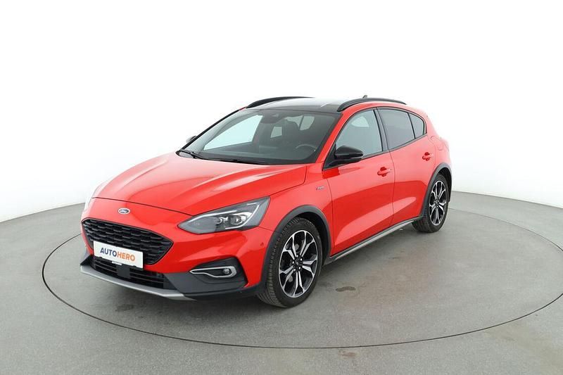 Rot Gebraucht 2020 Ford Focus Active Limousine | 17.740 € (Etwas zu teuer) - Bild 1/3