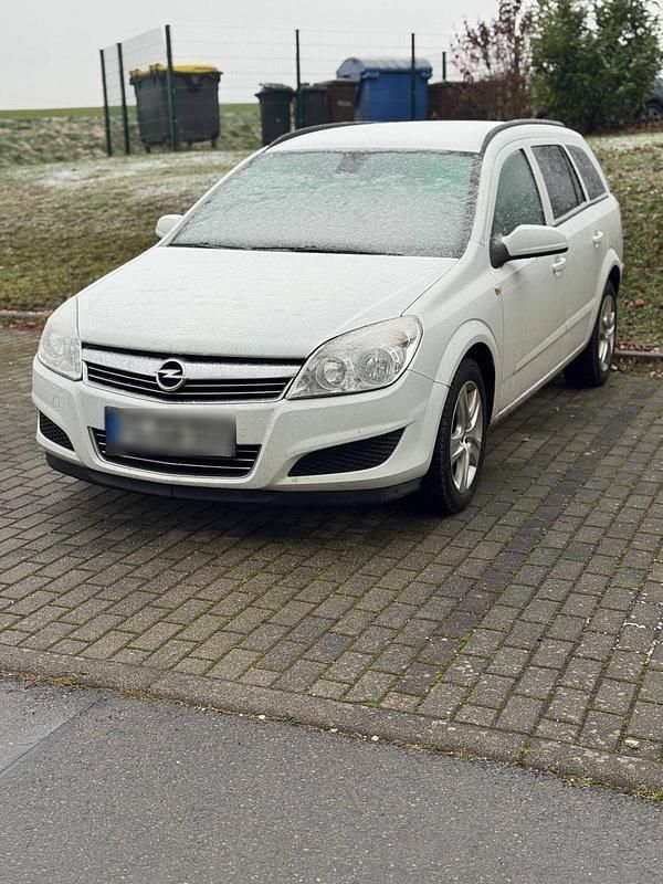 Second-hand Opel Astra 2008 Alb Break