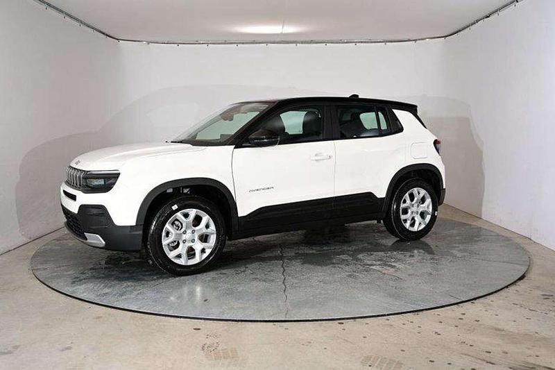 Gebraucht Jeep Avenger Altitude 101 PS (74 kW) 2024 Snow white (dach in volcano black) SUV
