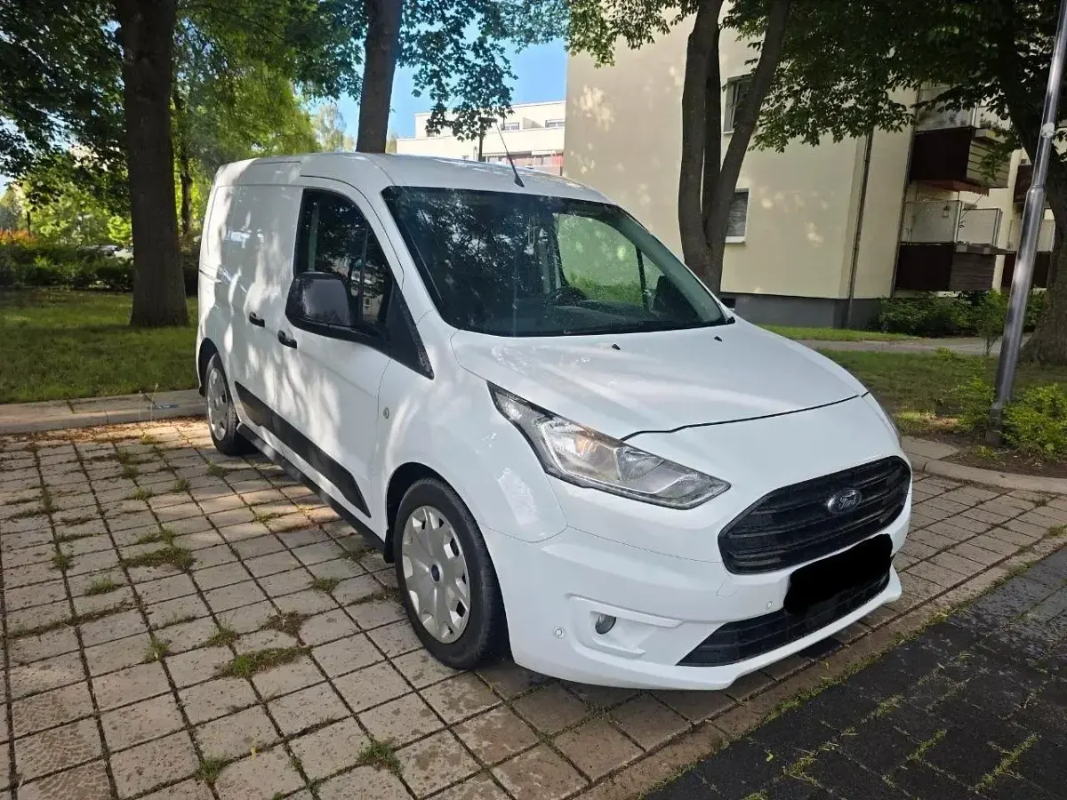 Gebraucht Ford Transit Connect 101 PS (74 kW) 2018 Weiß Van / Kleinbus