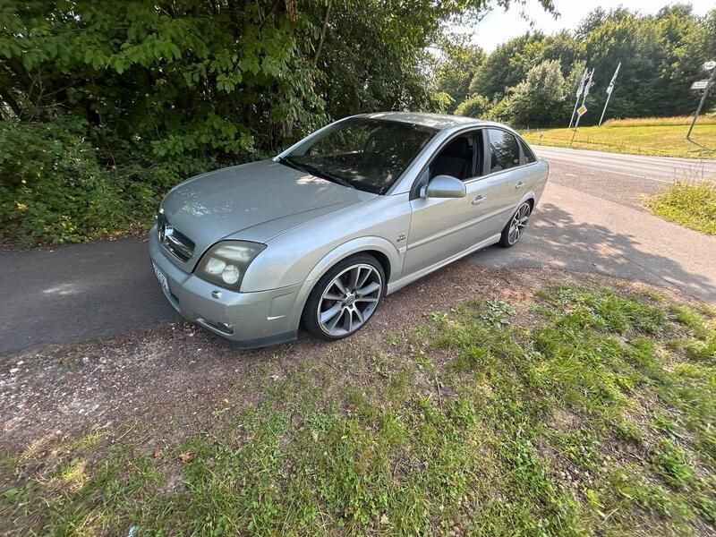 Silber Gebraucht 2002 Opel Vectra GTS Limousine | 3.500 € - Bild 1/4