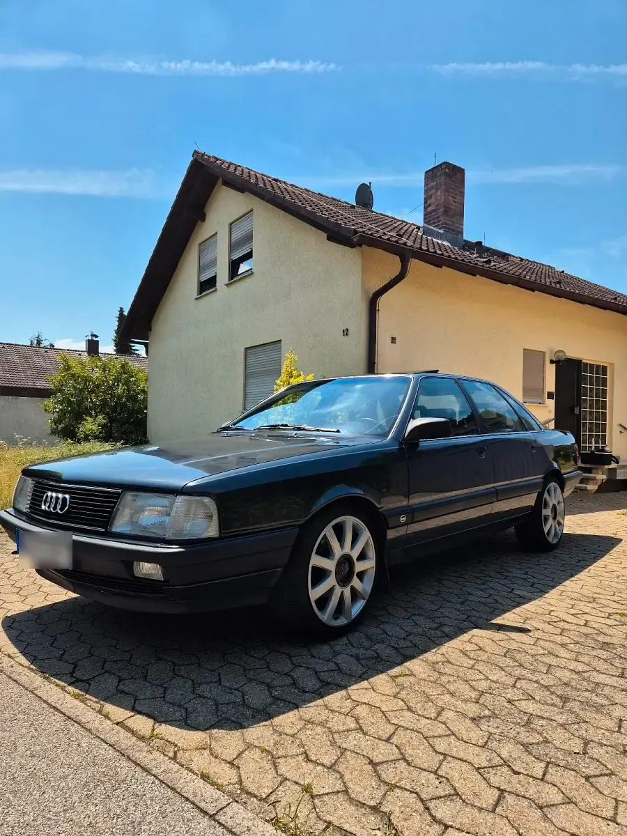Gebraucht Audi 100 Sport 133 PS (97 kW) 1990 Grau Limousine