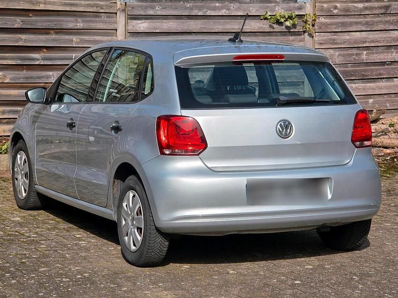 Gebraucht VW Polo Trendline 69 PS (50 kW) 2009 Silber Kleinwagen