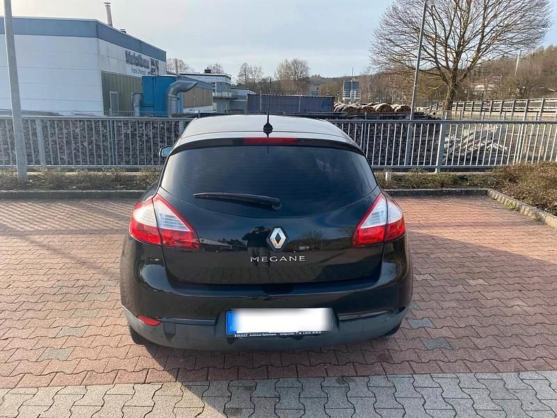 Gebraucht Renault Mégane III 101 PS (74 kW) 2012 Schwarz Kombi