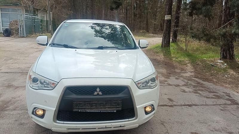 Gebraucht Mitsubishi ASX Edition 150 PS (110 kW) 2012 Weiß SUV