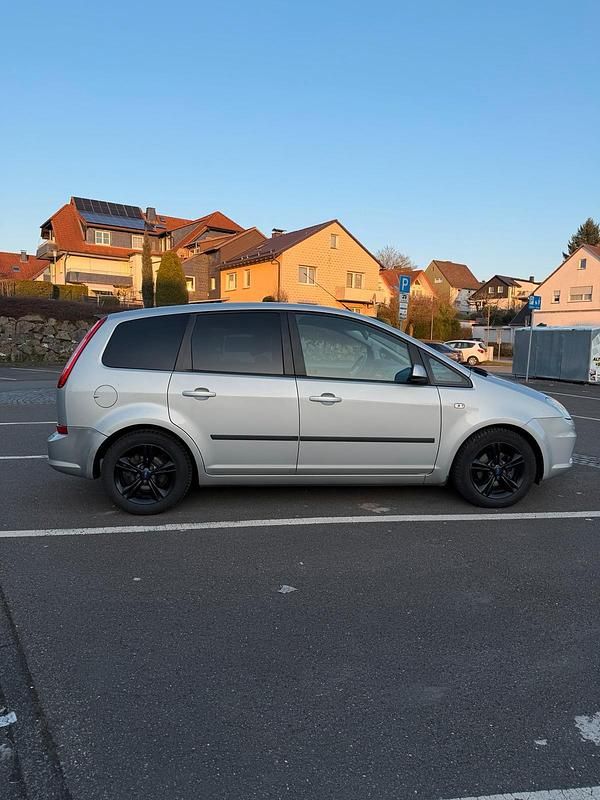 Gebraucht Ford Focus 125 PS (91 kW) 2008 Grau Limousine