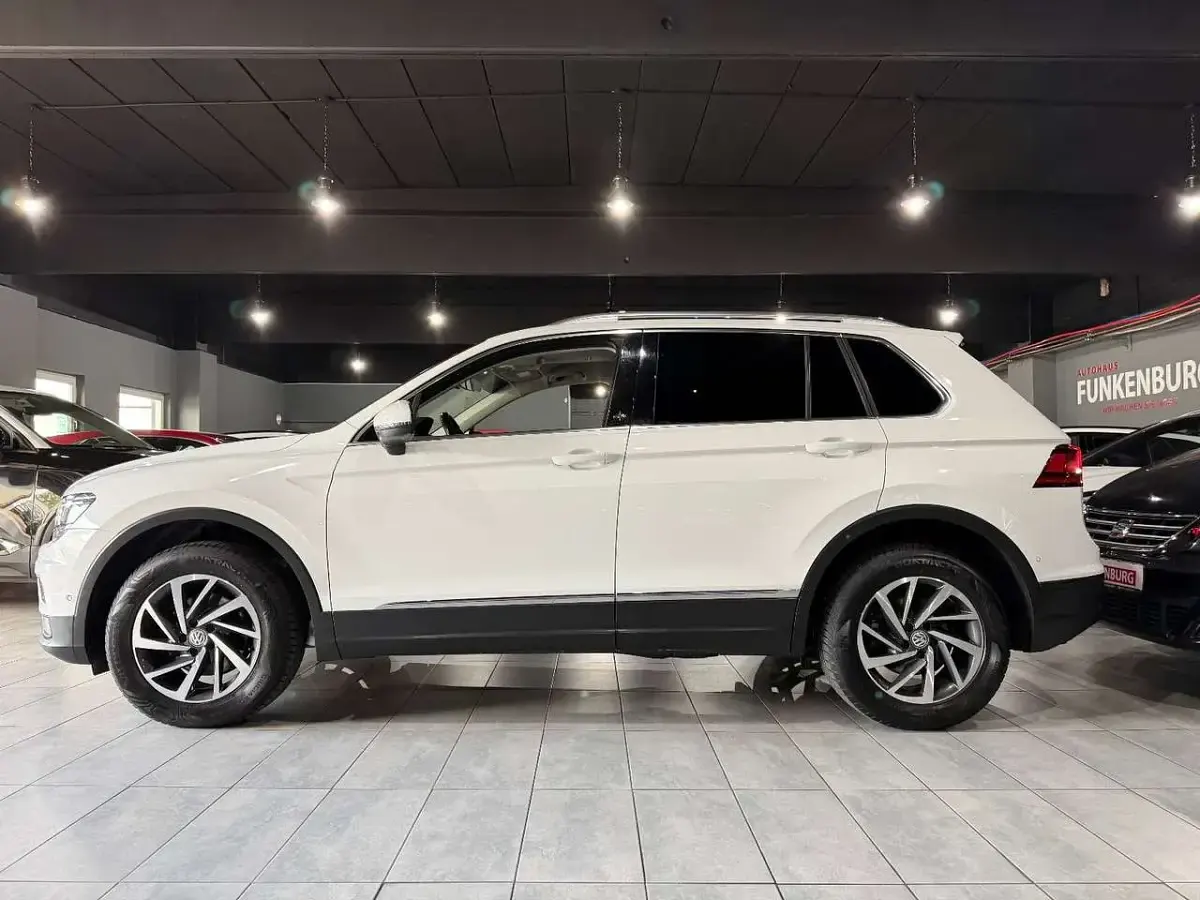 Gebraucht VW Tiguan 150 PS (110 kW) 2017 Weiß SUV