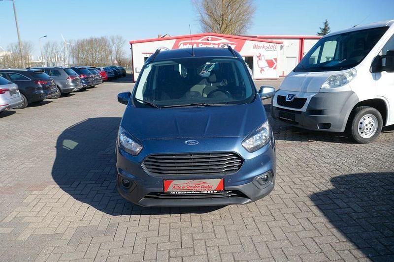 Gebraucht Ford Transit 101 PS (74 kW) 2020 Blau Van / Kleinbus