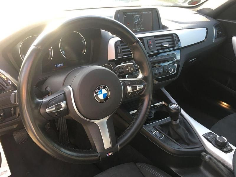 Gebraucht BMW 118 M Sport 136 PS (100 kW) 2017 Weiß Kleinwagen