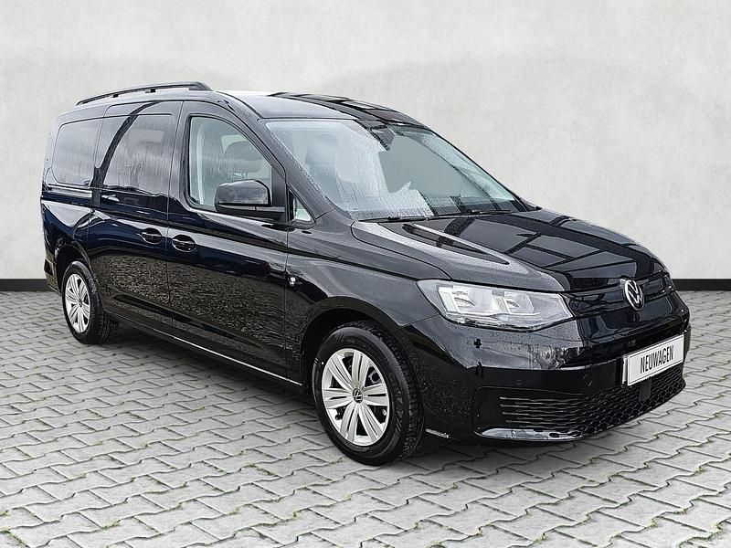 Neu VW Caddy Maxi Basis 116 PS (85 kW) 2026 Deep black perleffekt Van / Kleinbus