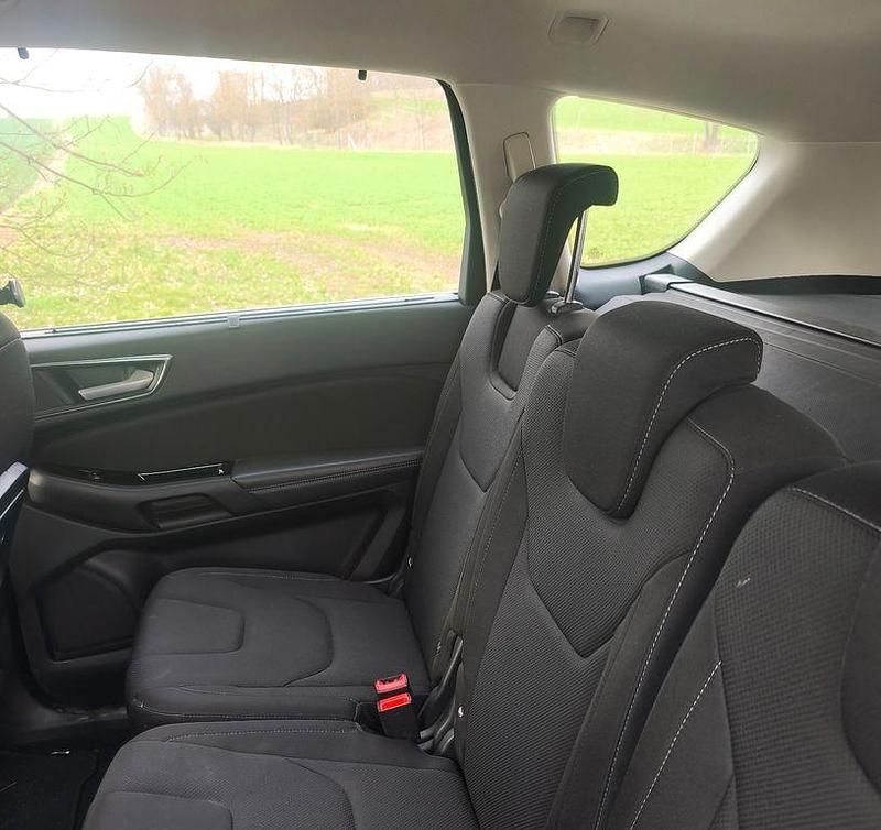 Gebraucht Ford S-MAX Titanium 165 PS (121 kW) 2016 Silber Van / Kleinbus