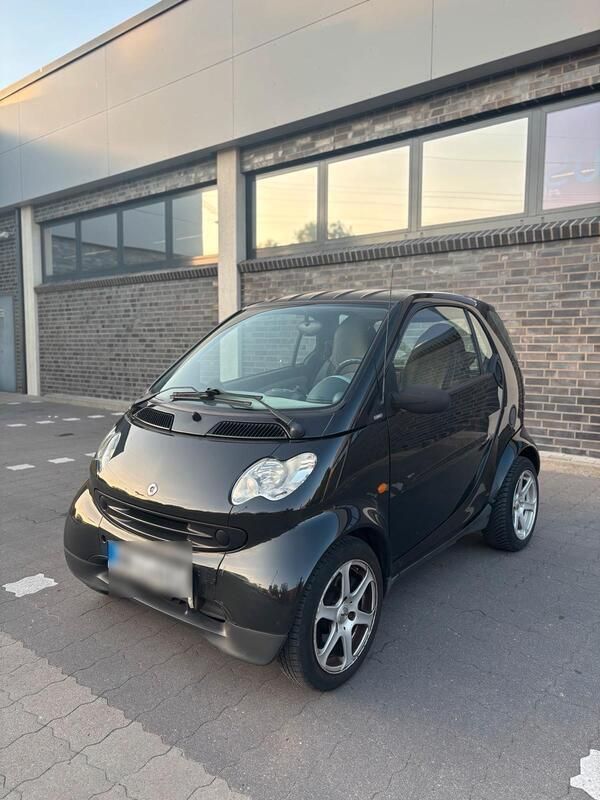 Schwarz Gebraucht 2006 Smart ForTwo Coupé Kleinwagen | 2.650 € - Bild 1/4