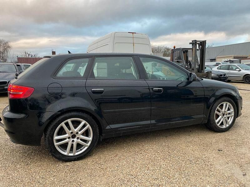 Gebraucht Audi A3 Sport 170 PS (125 kW) 2012 Schwarz Kleinwagen