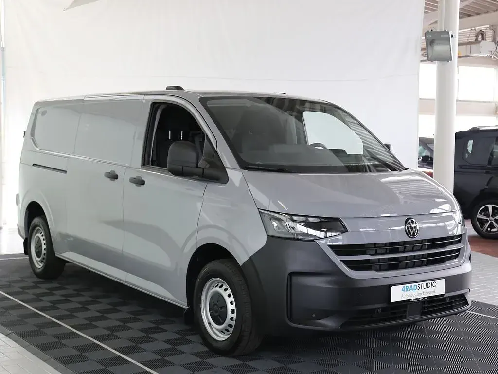 Neu VW Transporter 150 PS (110 kW) 2026 Grau Van