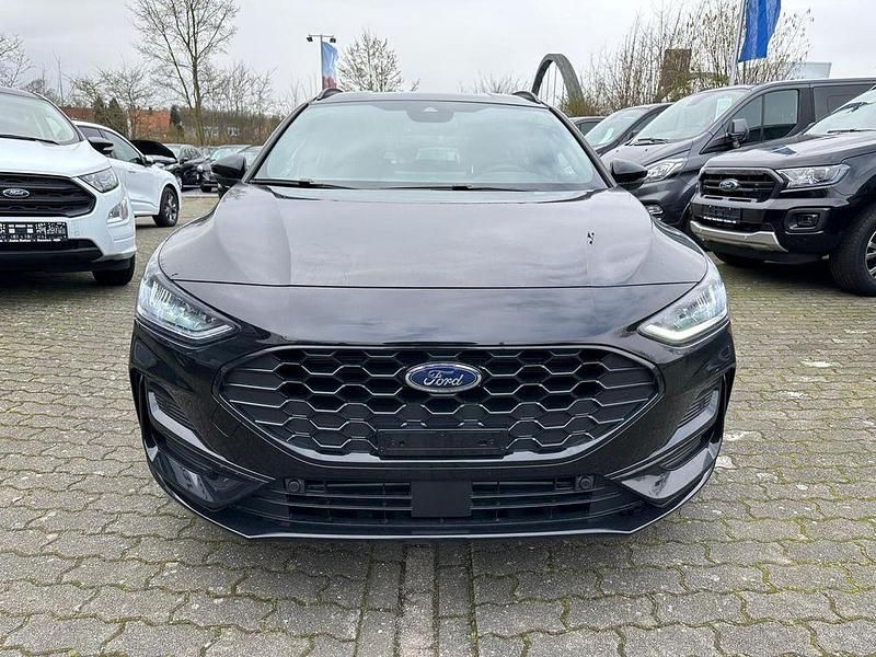 Neu Ford Focus ST-Line X 116 PS (85 kW) 2025 Schwarz Limousine