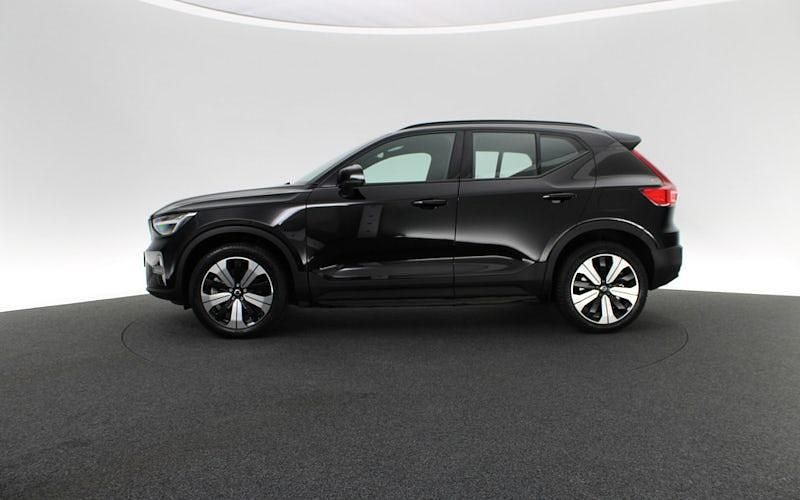 Gebraucht Volvo EX40 Core 175 kW (238 PS) 2022 Schwarz SUV