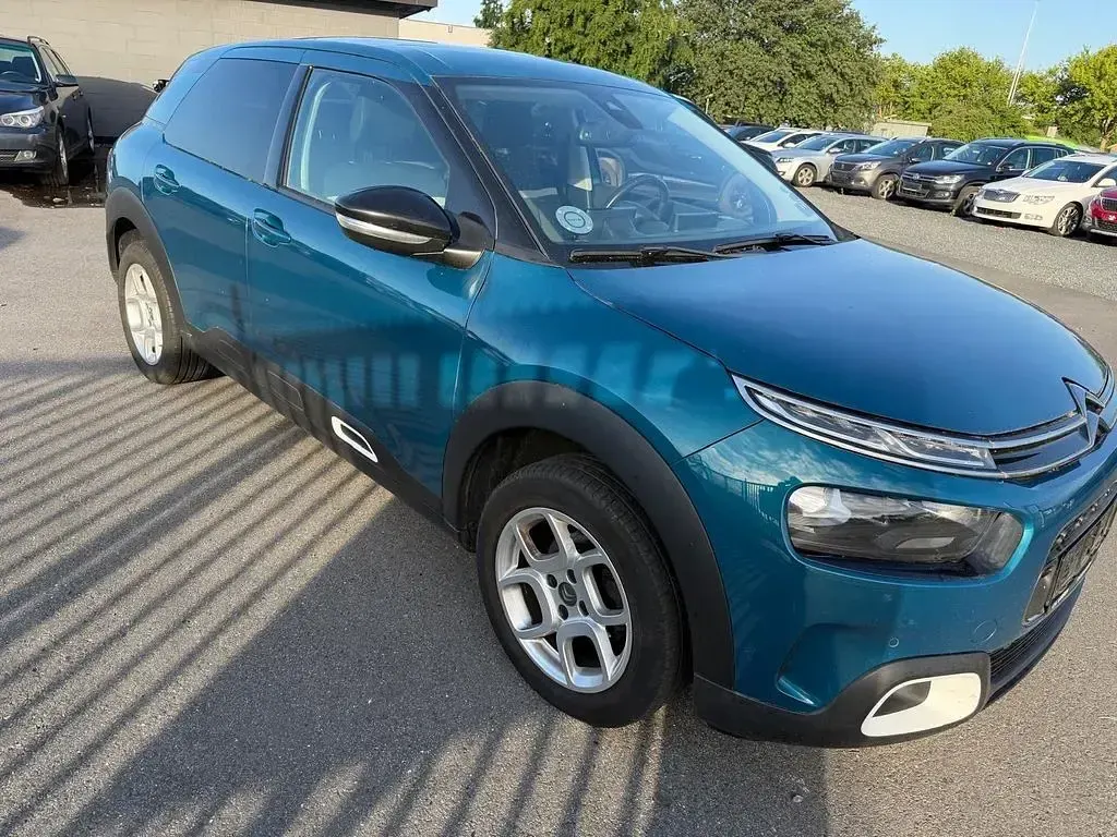 Gebraucht Citroën C4 Feel 110 PS (80 kW) 2019 Blau Limousine