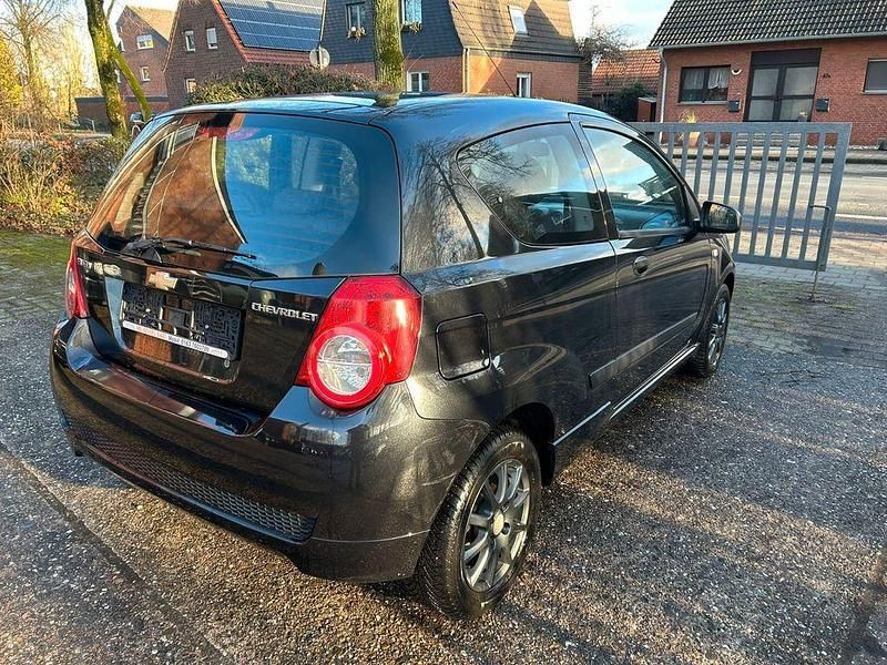 Gebraucht Chevrolet Aveo 84 PS (61 kW) 2010 Schwarz Kleinwagen