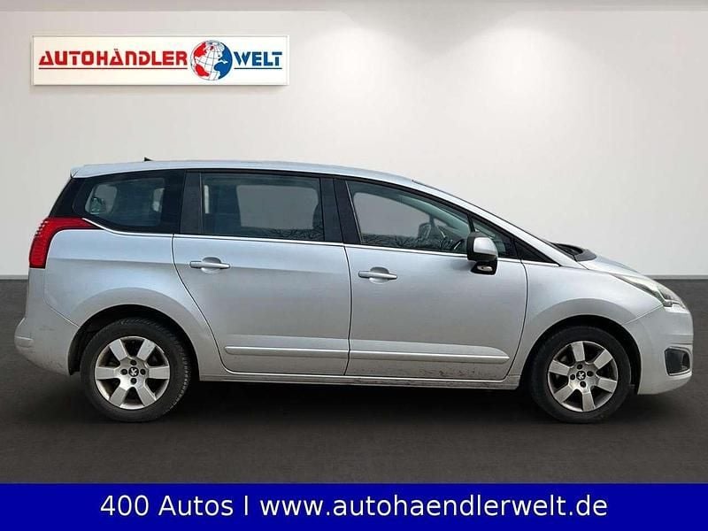 Gebraucht Peugeot 5008 Active 120 PS (88 kW) 2014 Grau Van / Kleinbus