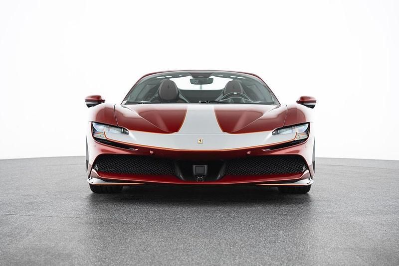 Gebraucht Ferrari SF90 999 PS (734 kW) 2022 Rot Cabrio