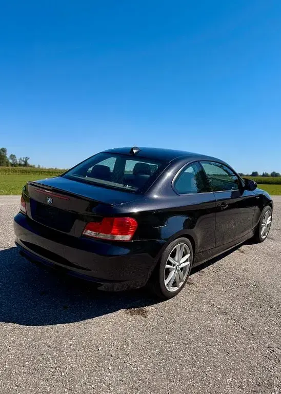Gebraucht BMW 118 Coupé 143 PS (105 kW) 2009 Schwarz Coupé