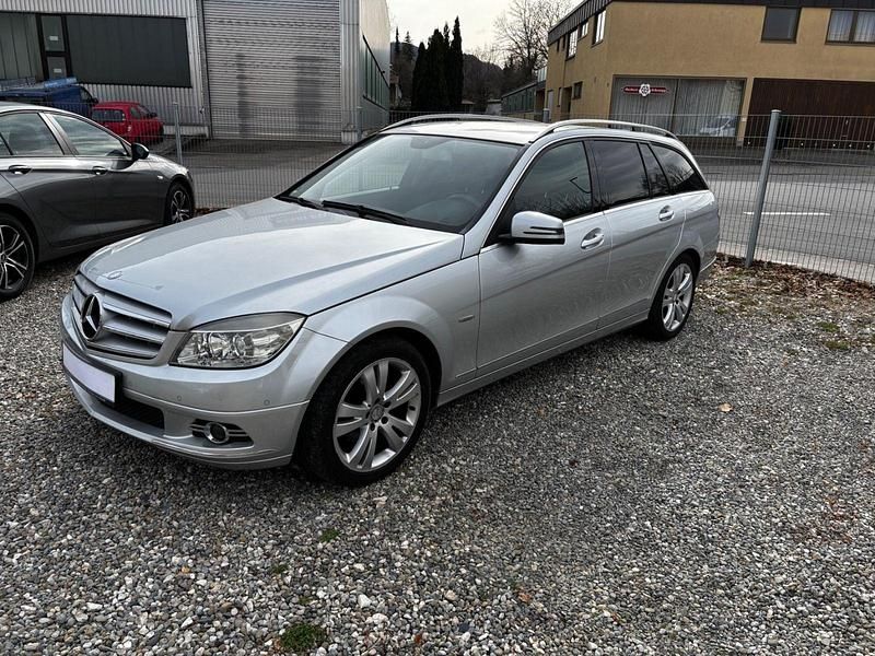 Gebraucht Mercedes C200 184 PS (135 kW) 2009 Silber Kombi