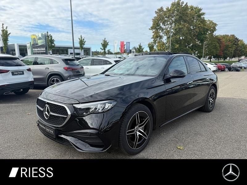 Metalliclack obsidianschwarz Gebraucht 2023 Mercedes E300 AMG Limousine | 49.900 € (Superpreis) - Bild 1/4