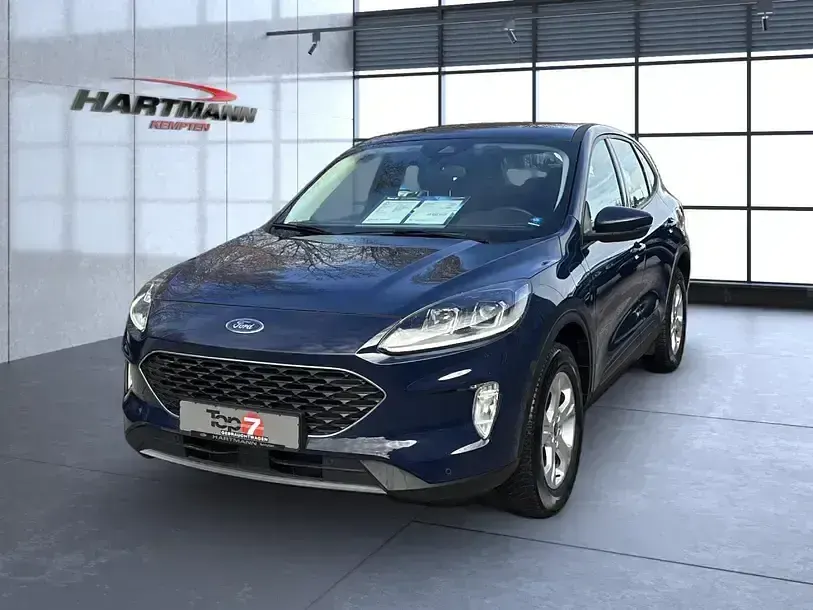 Używany Ford Kuga Cool & Connect 225 KM (165 kW) 2022 Niebieski SUV