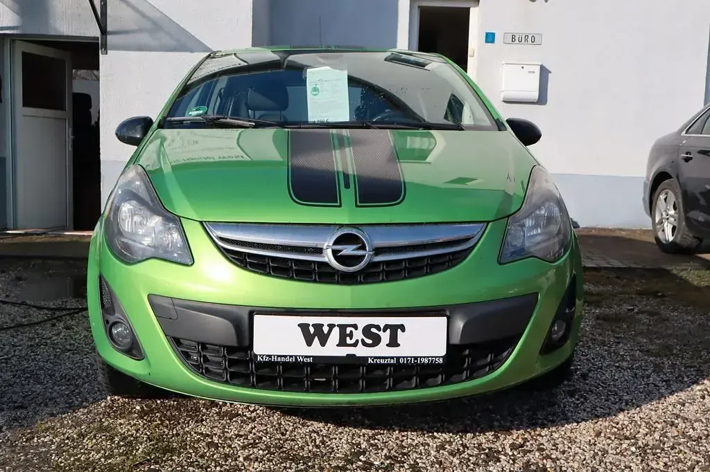 Usado Opel Corsa Energy 95 HP (69 kW) 2015 Verde Sedan