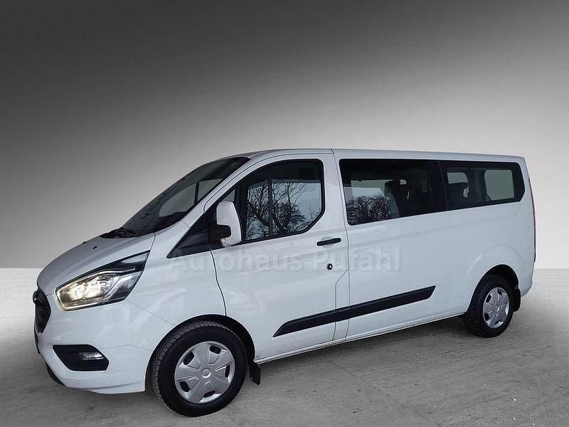 Gebraucht Ford Transit 131 PS (96 kW) 2023 Weiß Kombi