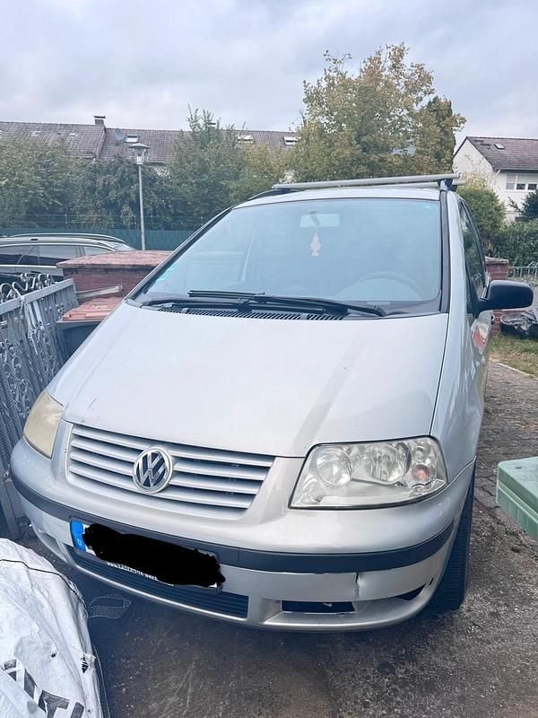 Silber Gebraucht 2002 VW Sharan Van / Kleinbus | 2.299 € (Teuer) - Bild 1/4
