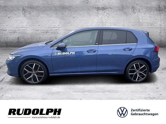 Gebraucht VW Golf VIII Edition 150 PS (110 kW) 2024 Hellblau Limousine
