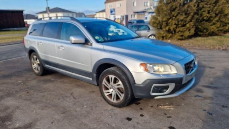 Gebraucht Volvo XC70 Summum 163 PS (119 kW) 2012 Silber SUV