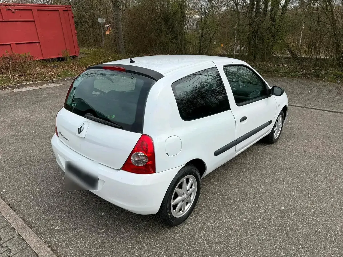 Gebraucht Renault Clio 55 PS (40 kW) 2009 Weiß Kleinwagen
