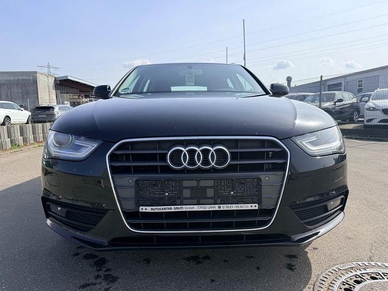 Gebraucht Audi A4 Attraction 150 PS (110 kW) 2015 Schwarz Kombi