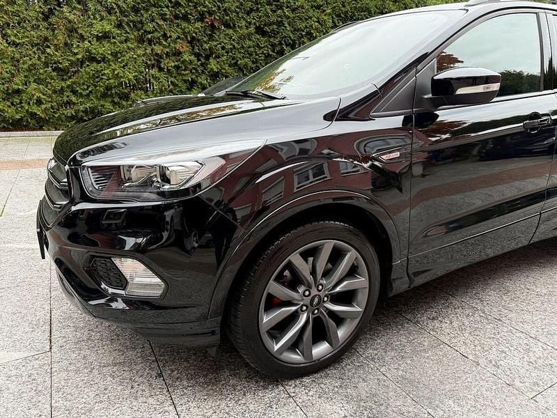 Gebraucht Ford Kuga ST-Line 230 PS (169 kW) 2019 Schwarz SUV
