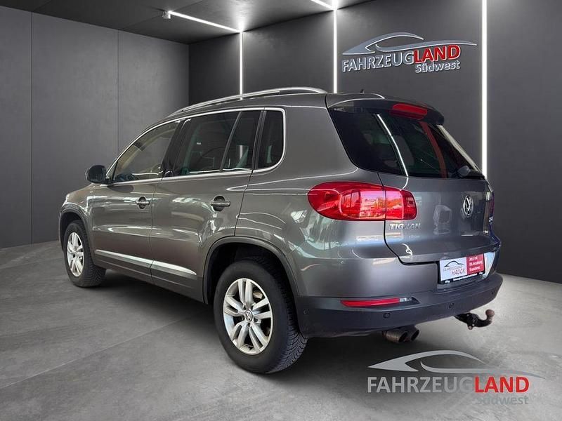 Gebraucht VW Tiguan Sportline 140 PS (102 kW) 2014 Grau SUV