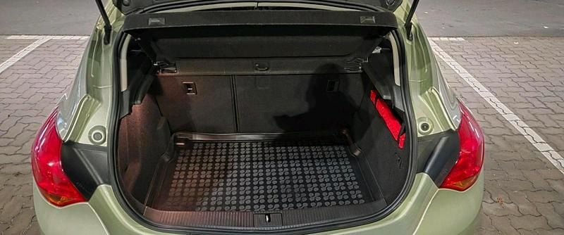 Gebraucht Opel Astra 87 PS (63 kW) 2010 Grün Limousine