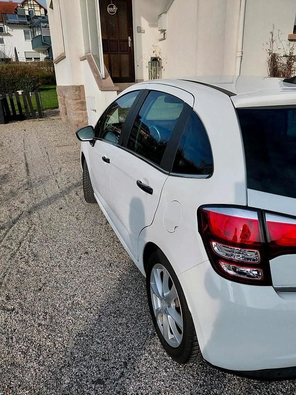 Gebraucht Citroën C3 Red Block 120 PS (88 kW) 2014 Weiß Kleinwagen