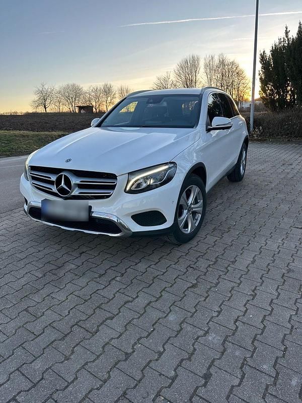Gebraucht Mercedes GLC220 170 PS (125 kW) 2017 Weiß SUV