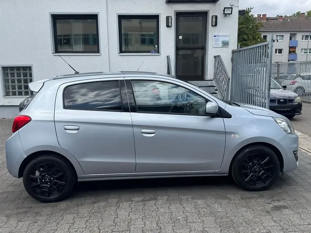 Gebraucht Mitsubishi Space Star Edition+ 80 PS (58 kW) 2019 Silber Kleinwagen