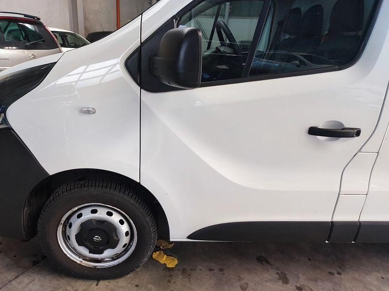 Gebraucht Opel Vivaro 120 PS (88 kW) 2019 Weiß Van / Kleinbus