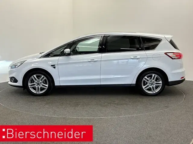 Occasion Ford S-MAX Titanium 239 ch (175 kW) 2018 Blanc Monospace