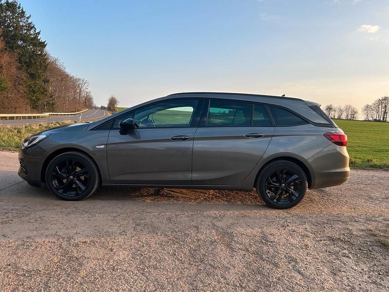 Gebraucht Opel Astra 122 PS (89 kW) 2021 Grau Kombi