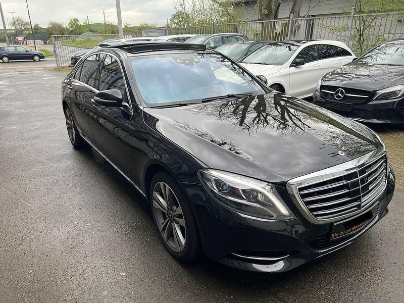 Schwarz Gebraucht 2016 Mercedes S350 Limousine | 29.600 € - Bild 1/4