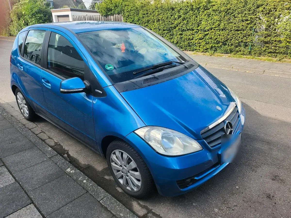 Gebraucht Mercedes A150 95 PS (69 kW) 2009 Blau Limousine